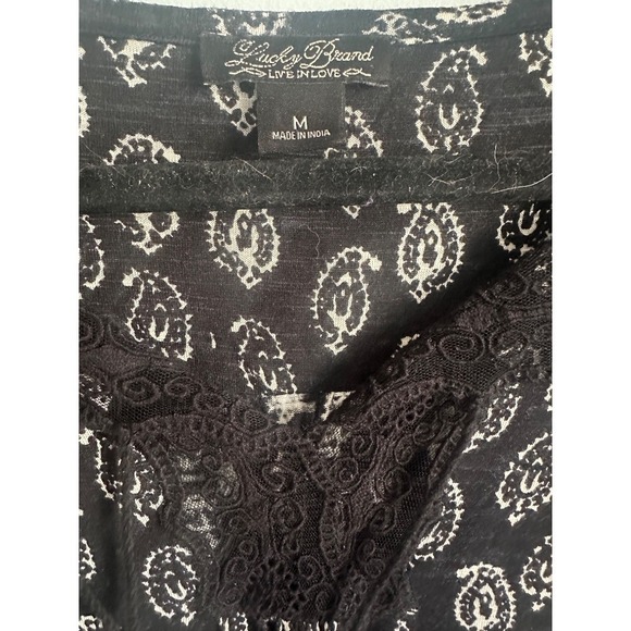 Lucky Brand Black and White VNeck Long Sleeve Tassel Blouse Size M Cold Shoulder - Picture 3 of 5